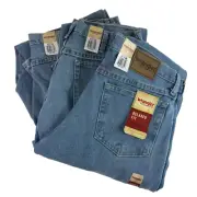 Wrangler Mens Jeans Rugged Wear Relaxed Fit Light Wash Choose Your Size Nwt