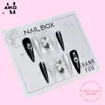 [AK04] NAILBOX 設計了 10 面朝下指甲 - 米乳白色凝膠油漆代碼,飾有水泥凝膠和玫瑰色。AIKO COS