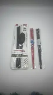 Daiso New Hexagon Chopsticks-Spoon 2 Chopsticks set