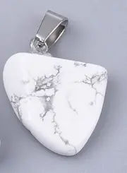 Howlite - Small Free Form Tumbled Stone Necklace