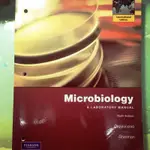 ［二手］MICROBIOLOGY: A LABORATORY MANUAL