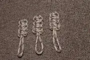 paracord zipper pull - rattlesnake
