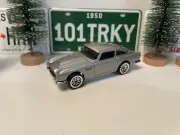 1983 Aston Martin DB5 Silver Hot Wheels New Loose 1:64