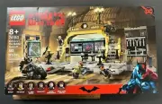 LEGO THE BATMAN BATCAVE: THE RIDDLER FACE-OFF SET 76183 BRAND NEW SEALED (AA)