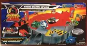 Kung Zhu Giant Battle Arena + 2 Free KungZhu Hamsters + 2 Free Battle Armors