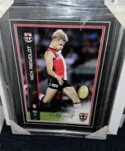 St.Kilda FC - Nick Riewoldt signed AFLPA 12"x18" Action Photo - Framed +COA