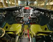 BBMF DOUGLAS DAKOTA ZA947 COCKPIT VIEW 8x10 GLOSSY PHOTO PRINT