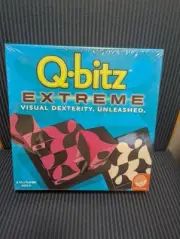 Q-Bitz Extreme Visual Dexterity Unleashed Awarded Brain Teaser Game MindWare
