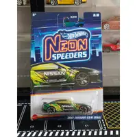 在飛比找蝦皮購物優惠-NISSAN Hot Wheels Neon Speeder