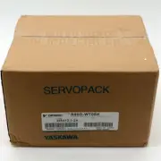 1PC Omron R88D-WT08H Servo Drive R88DWT08H New In Box Expedited Shipping