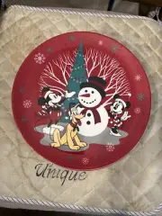St Nicholas Disney Christmas Mickey Mouse Friends Melamine Salad Plate Set Of 10