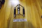 SMALL PRICE V-SHAPE PULL-DOWN BAR almost 5 lbs STEEL.