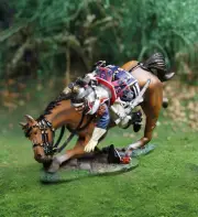 THE COLLECTORS SHOWCASE NAPOLEONIC FRENCH CS00811 CUIRASSIER FALLING MIB