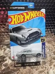 Error !!!!!! Aston Martin 1963 DB5 2024 Hot Wheels Goldfinger James Bond 007