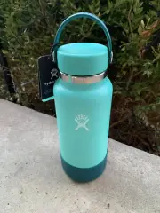 hydro flask 32 oz limited edition NEW Macaw movement