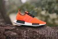 在飛比找Yahoo!奇摩拍賣優惠-愛迪達 ADIDAS NMD_R1 英國店舖限定款 黑橘 B