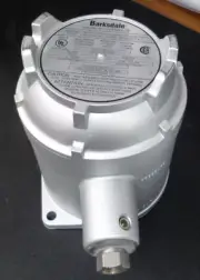 Barksdale D1X-H18SS-UL Pressure Switch for Hazardous Locations