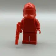 Lego Star Wars Monochrome Red P2 Clone Trooper Minifigure With Blaster! Rare