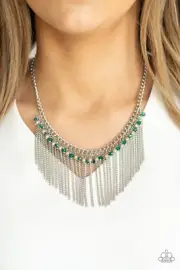 Paparazzi: Divinely Diva - Green Necklace