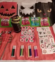 SALE--Halloween #32 TrickorTreat Bags with Fun Goodies/Candy for Classmates