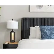 Incl. Banff Pass, King Bed, Sleeps 8, 2 Car Garage