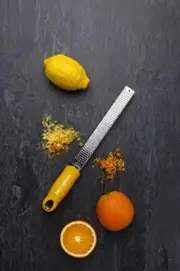 Microplane 46620 Premium Yellow ZesterGrater
