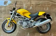 Minichamps Ducati Monster Yellow 122120102 BRAND NEW 1/12 Scale