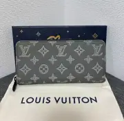 Louis Vuitton Zippy Wallet Horizontal Round Purse M12578 Olive Green