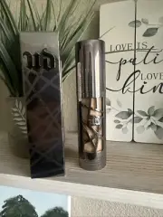Urban Decay All Nighter Liquid Foundation Full Coverage Waterproof Shade 3.25