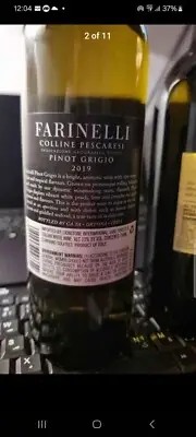 WINE BOTTLES "BRANDS: FARINELLI & OAK LEAF"