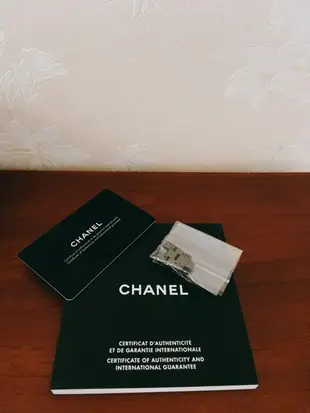 CHANEL 黑色陶瓷  33mm 手錶 J12