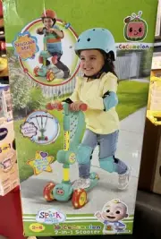 Cocomelon 2in1 scooter New Ages 2-4