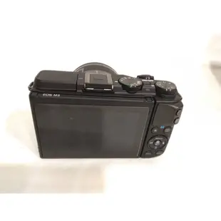 Canon EOS M3 微單眼數位相機    180° 翻轉 LCD