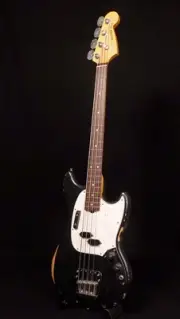 Fender JMJ Road Worn Mustang Bass Black S N MX24087200