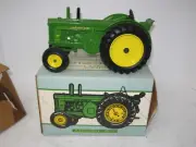 1/16 JOHN DEERE 80 COLUMBUS NIB bad box