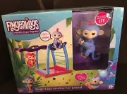 Authentic WowWee Fingerlings Play Set - Monkey Bar + 1 Monkey