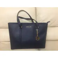 在飛比找蝦皮購物優惠-Michael Kors large sady tote- 