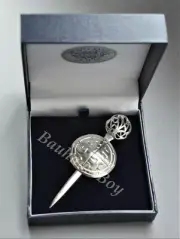 Pewtermill KILT PIN PEWTER SCOTTISH CLAYMORE CELTIC SHIELD MADE IN SCOTLAND MENS