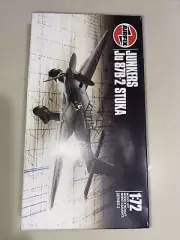 Vintage 1:72 Scale Airfix Junkers Stuka Ju 87B2 Airplane Model Kit Open Box
