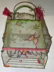 GIFT CARRY BAG/BASKET BRAND NEW RRP $35 - WIRED FRAME GREEN BAG WITH BUTTERFLY