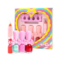 在飛比找momo購物網優惠-【I’m Pinky】粉紅之心禮盒(可撕安全無毒指甲油/指甲