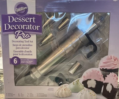 Wilton Dessert Decorator Pro Decorating Tool Set 6 Decorating Tips Open Box