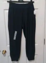 NWT! OLD NAVY Active Cloud High Rise Jogger Go Dry Navy Walking Ranning M