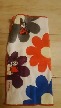 在飛比找Yahoo!奇摩拍賣優惠-moomin毛巾水壺袋