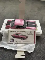 1.18 Classic Carlectables HQ Holden Monaro Gts Orchid Black Stripes Low COA