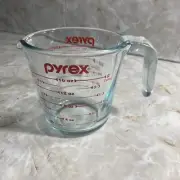 PYREX Measuring Cup 500 ml 16 oz Glass Microwaveable MINT CONDITION