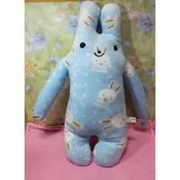 在飛比找蝦皮購物優惠-超可愛 長抱兔娃娃 玩偶 柔軟 綿綿兔  兔子 長抱兔  玩