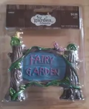 NIP 2011 My Garden Friends Hobby Lobby Fairy Garden Sign Wood Birds Vines
