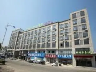 格林豪泰鎮江市丹陽市丹北鎮新橋商務酒店GreenTree Inn Zhenjiang Danyang Danbei Town Xinqiao Business Hotel