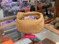 在飛比找Yahoo!奇摩拍賣優惠-☆最愛二手精品☆ BOTTEGA VENETA BV Min